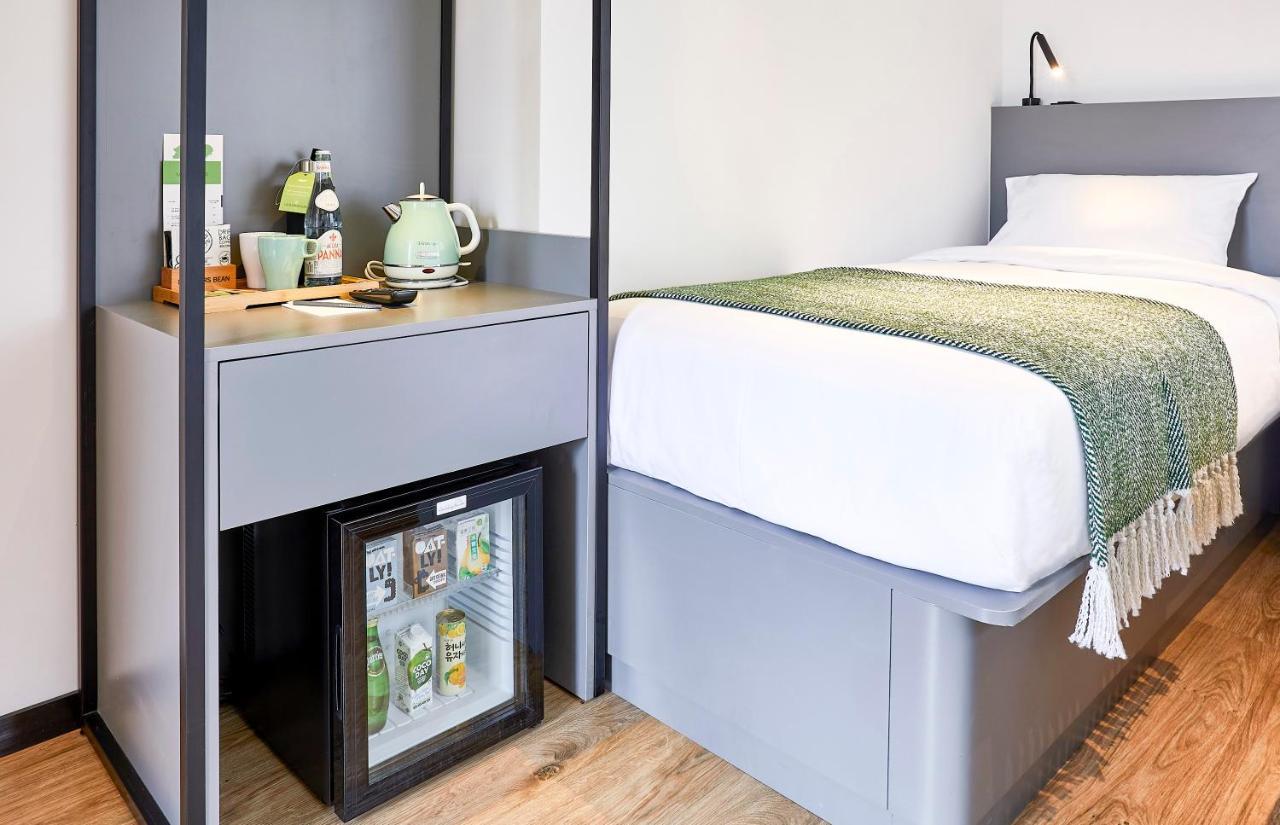 Urbanwood Ap Lei Chau Hotell Hongkong Eksteriør bilde