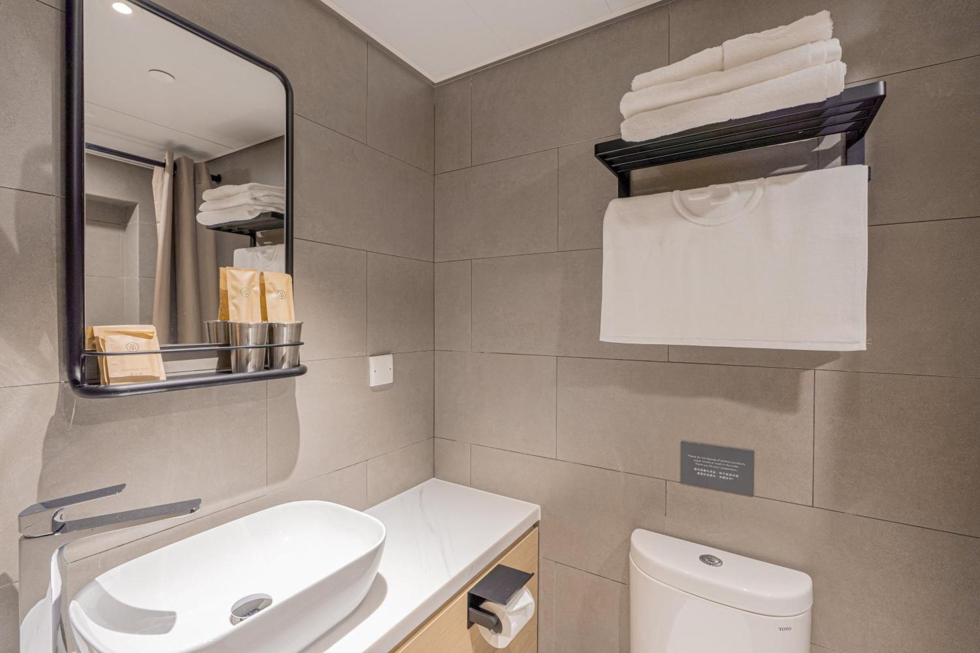 Urbanwood Ap Lei Chau Hotell Hongkong Eksteriør bilde